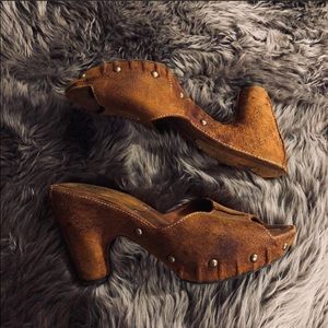 Beautiful FRYE Heels!